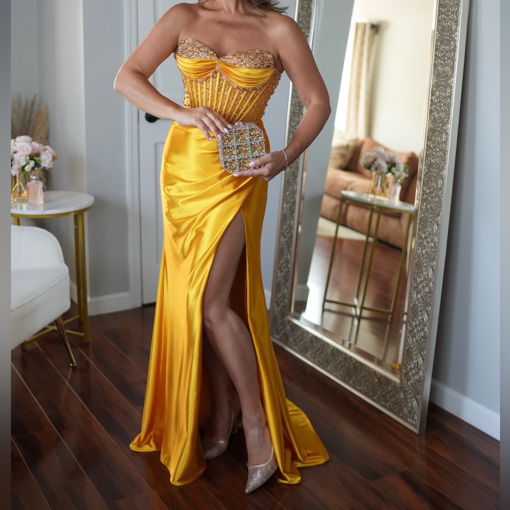 Elegant Gold Strapless Evening Gown